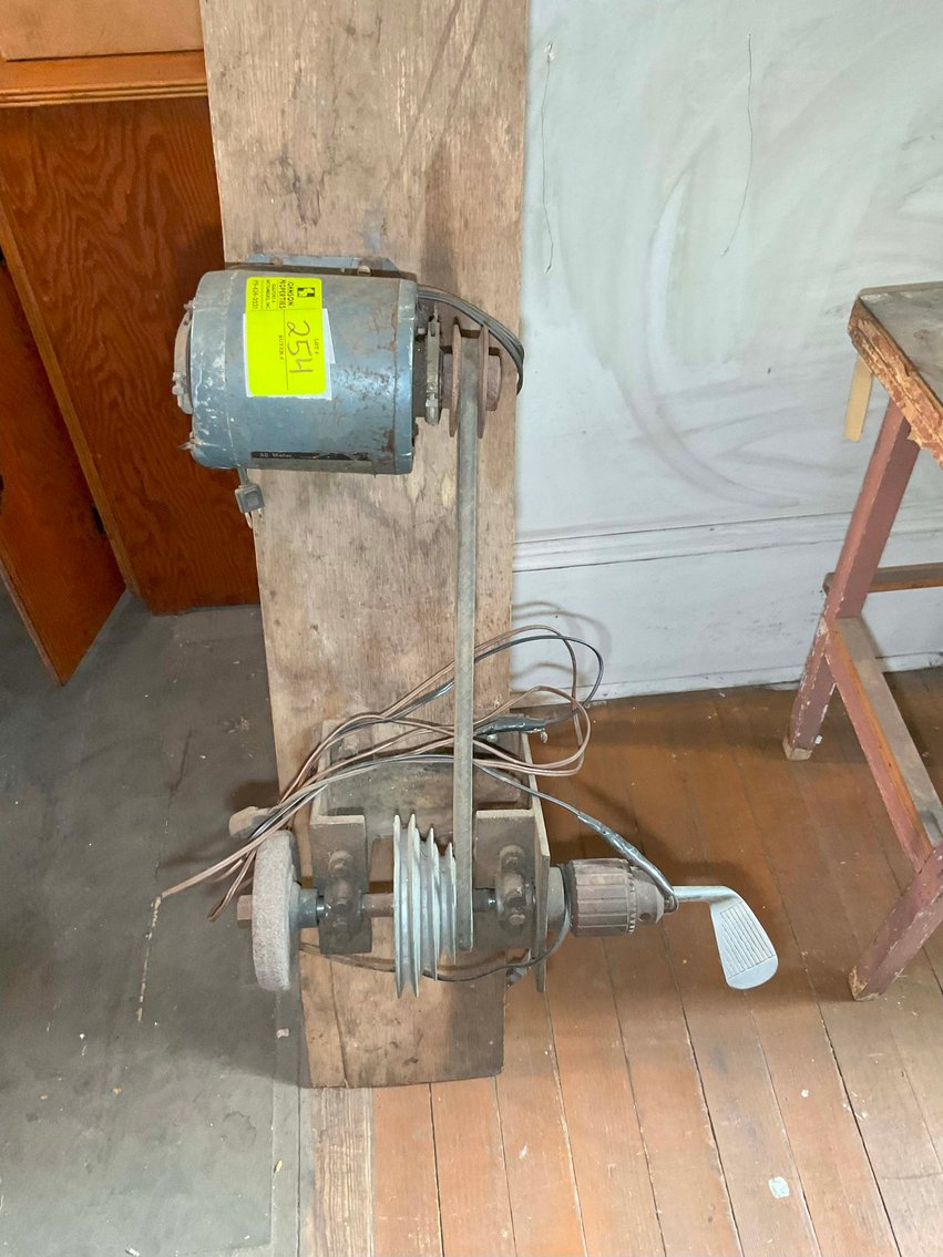 Image for Personal Property Out Of A Home in Apex