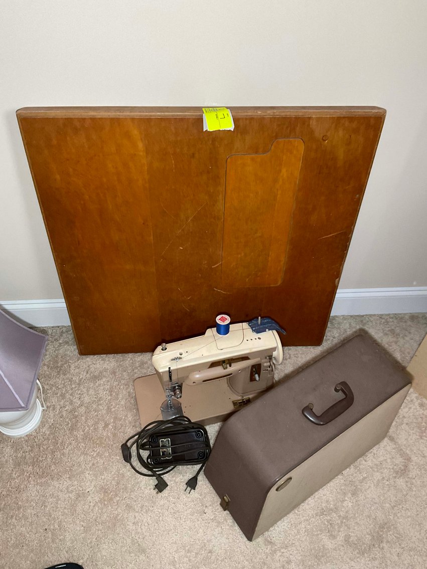 Image for Online Only Personal Property Auction out of Fuquay! Pick up 9am to 11:30 today! Tues / Oct. 15th!