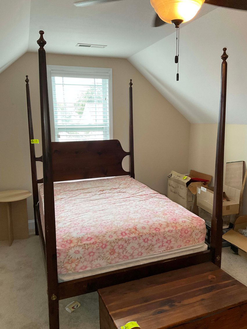 Image for Online Only Personal Property Auction out of Fuquay! Pick up 9am to 11:30 today! Tues / Oct. 15th!