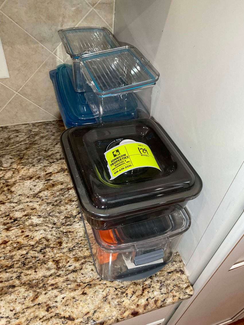 Image for Online Only Personal Property Auction out of Fuquay! Pick up 9am to 11:30 today! Tues / Oct. 15th!