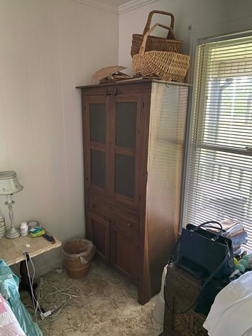 Image for Huge Collection of Furniture, Glassware and lots more Selling Absolute in this Online Only Auction Event!