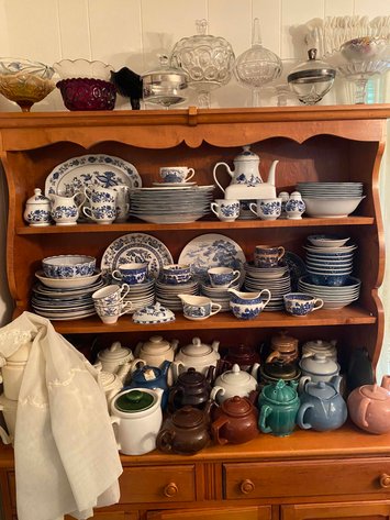 Image for Huge Collection of Furniture, Glassware and lots more Selling Absolute in this Online Only Auction Event!