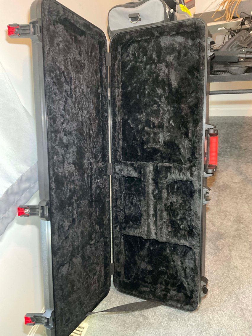 Image for Large Personal Property Auction with Furnishings, Musical Instruments and Lots More!