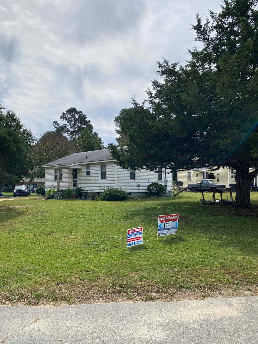 Image for Huge Rental and Investment Property Auction with 17 Different Properties in this Live / Online /Simulcast Event!