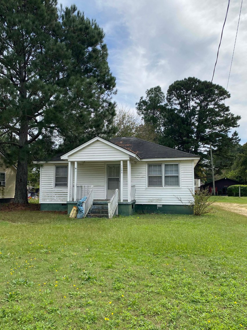 Image for Huge Rental and Investment Property Auction with 17 Different Properties in this Live / Online /Simulcast Event!