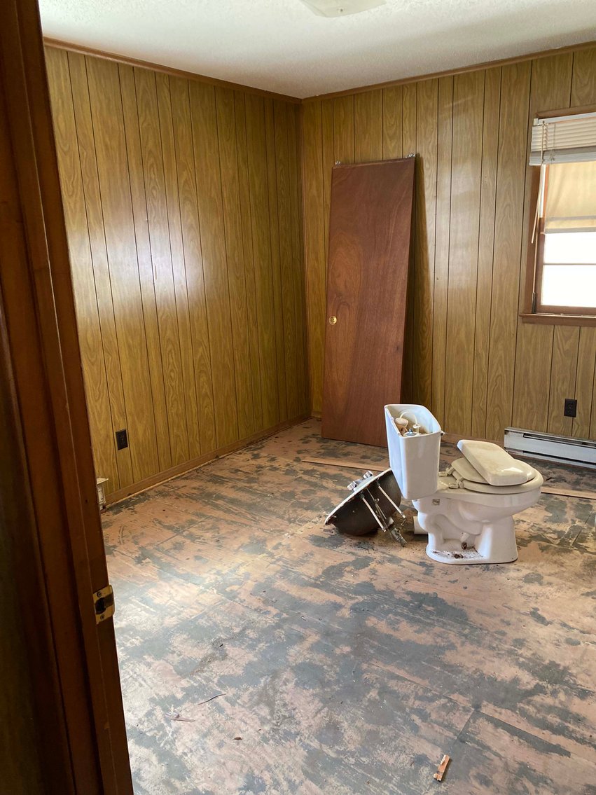 Image for Huge Rental and Investment Property Auction with 17 Different Properties in this Live / Online /Simulcast Event!