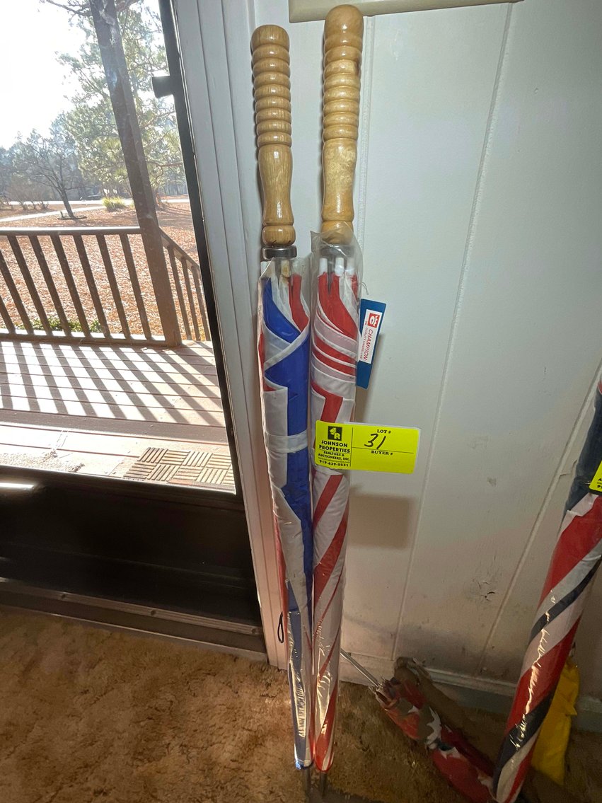 Image for Huge Collection of Furniture, Glassware and lots more Selling Absolute in this Online Only Auction Event!