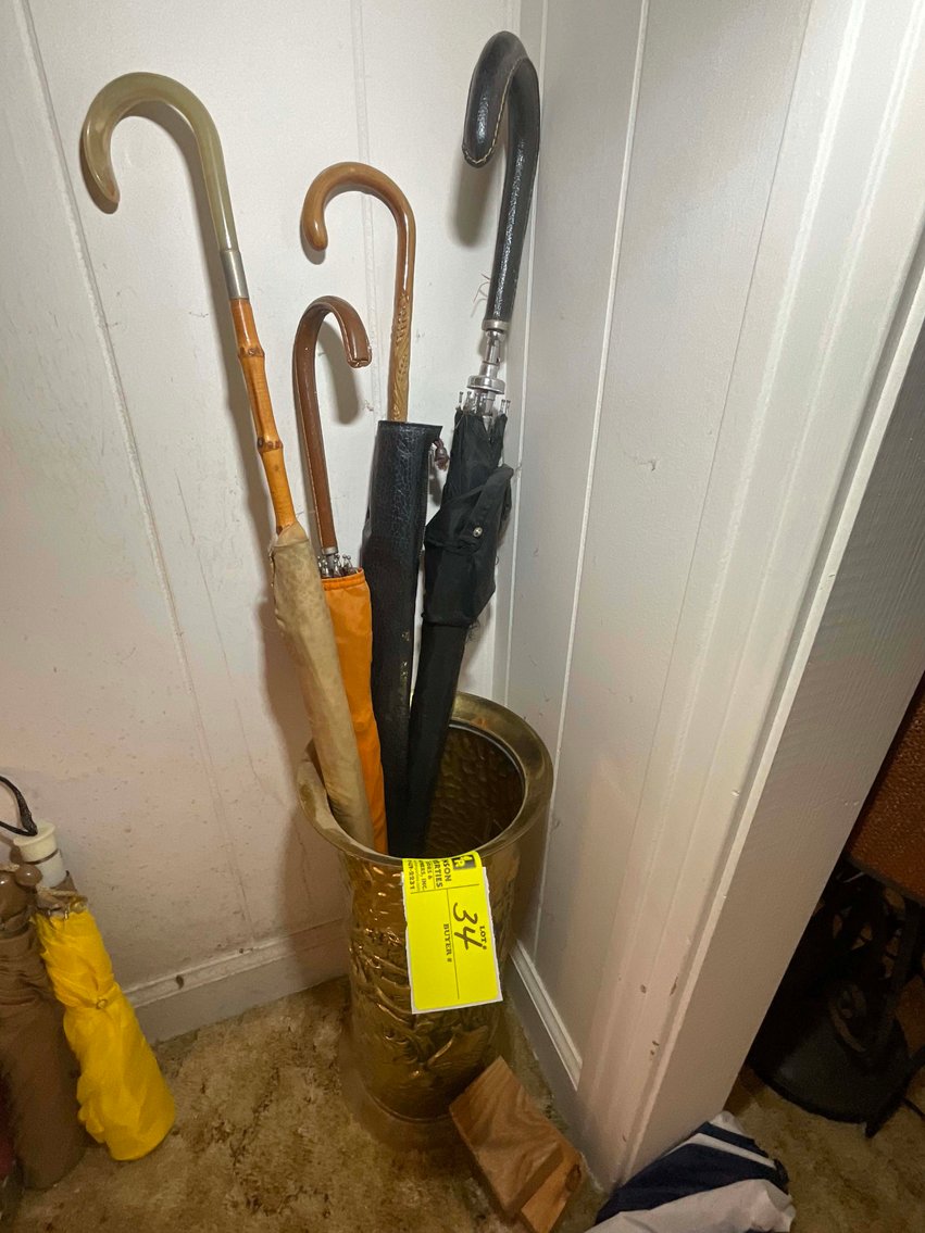 Image for Huge Collection of Furniture, Glassware and lots more Selling Absolute in this Online Only Auction Event!