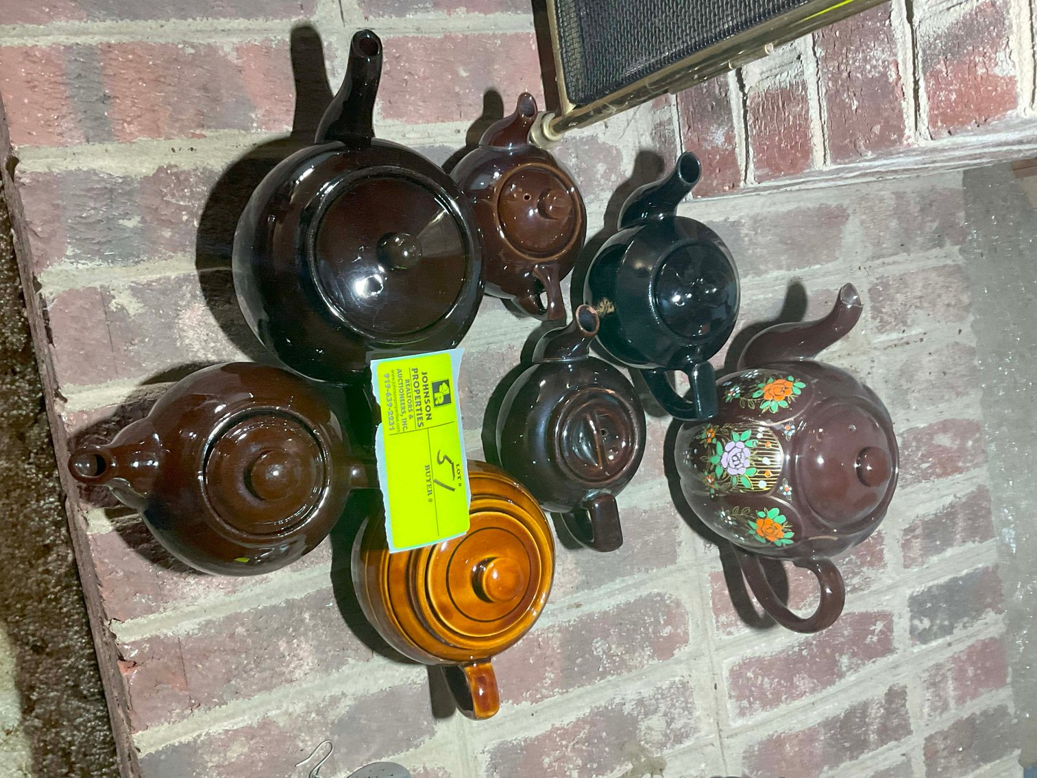 Image for Huge Collection of Furniture, Glassware and lots more Selling Absolute in this Online Only Auction Event!