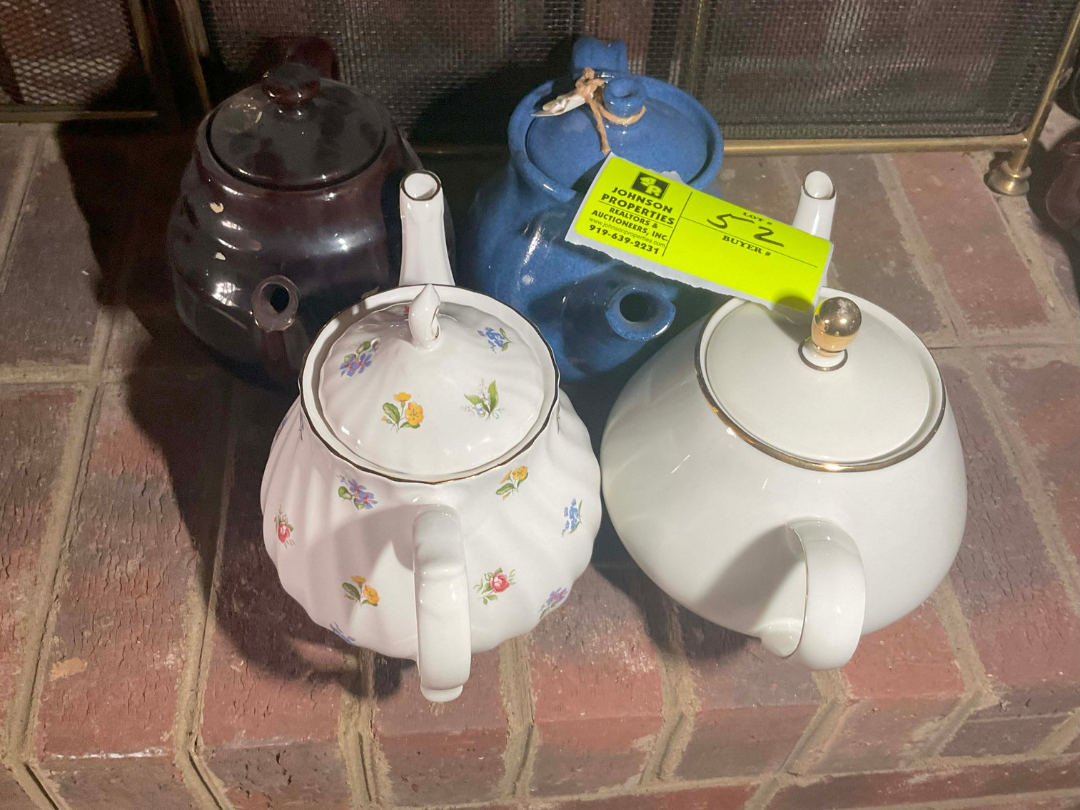 Image for Huge Collection of Furniture, Glassware and lots more Selling Absolute in this Online Only Auction Event!