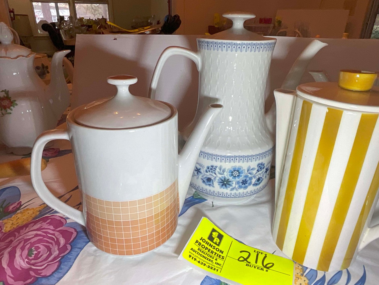 Image for Huge Collection of Furniture, Glassware and lots more Selling Absolute in this Online Only Auction Event!