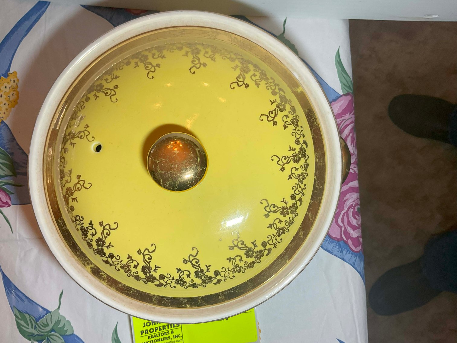 Image for Huge Collection of Furniture, Glassware and lots more Selling Absolute in this Online Only Auction Event!