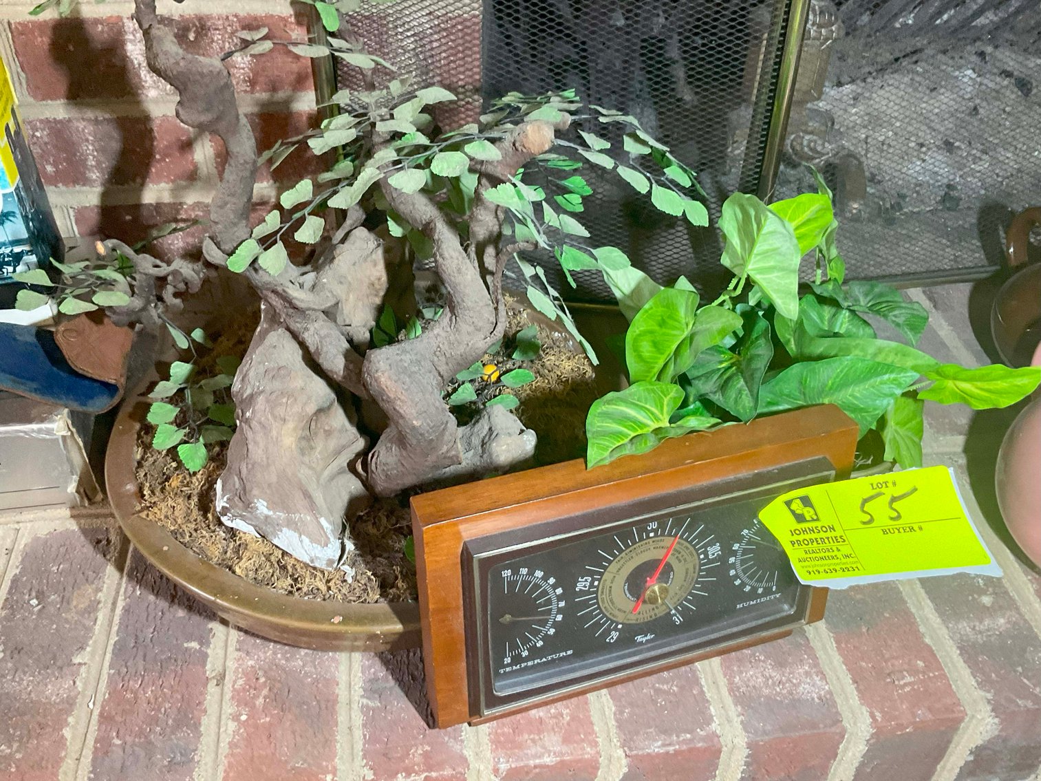 Image for Huge Collection of Furniture, Glassware and lots more Selling Absolute in this Online Only Auction Event!