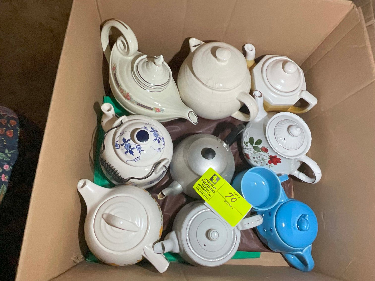 Image for Huge Collection of Furniture, Glassware and lots more Selling Absolute in this Online Only Auction Event!