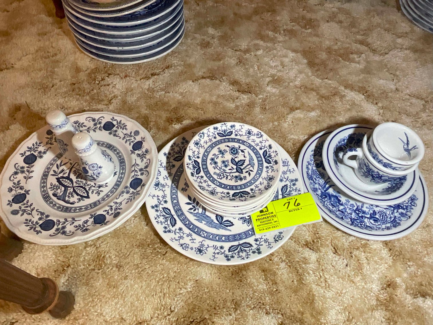 Image for Huge Collection of Furniture, Glassware and lots more Selling Absolute in this Online Only Auction Event!