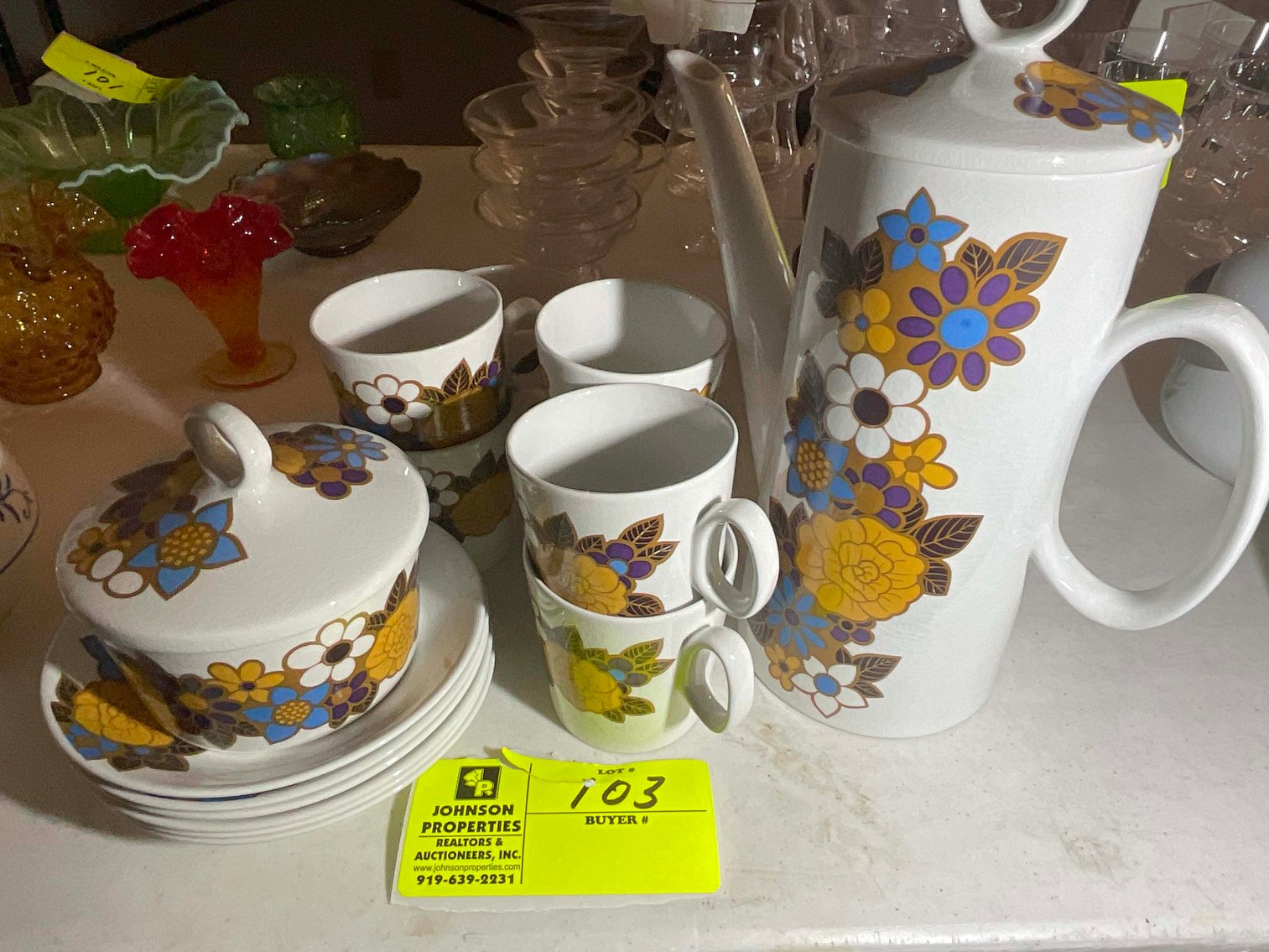 Image for Huge Collection of Furniture, Glassware and lots more Selling Absolute in this Online Only Auction Event!