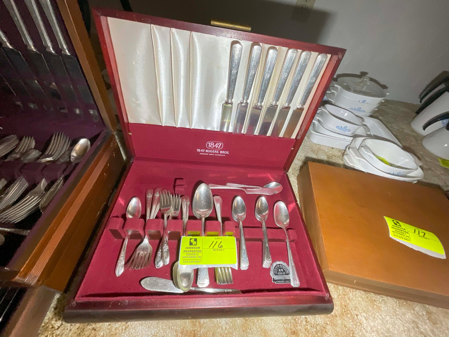 Image for Huge Collection of Furniture, Glassware and lots more Selling Absolute in this Online Only Auction Event!