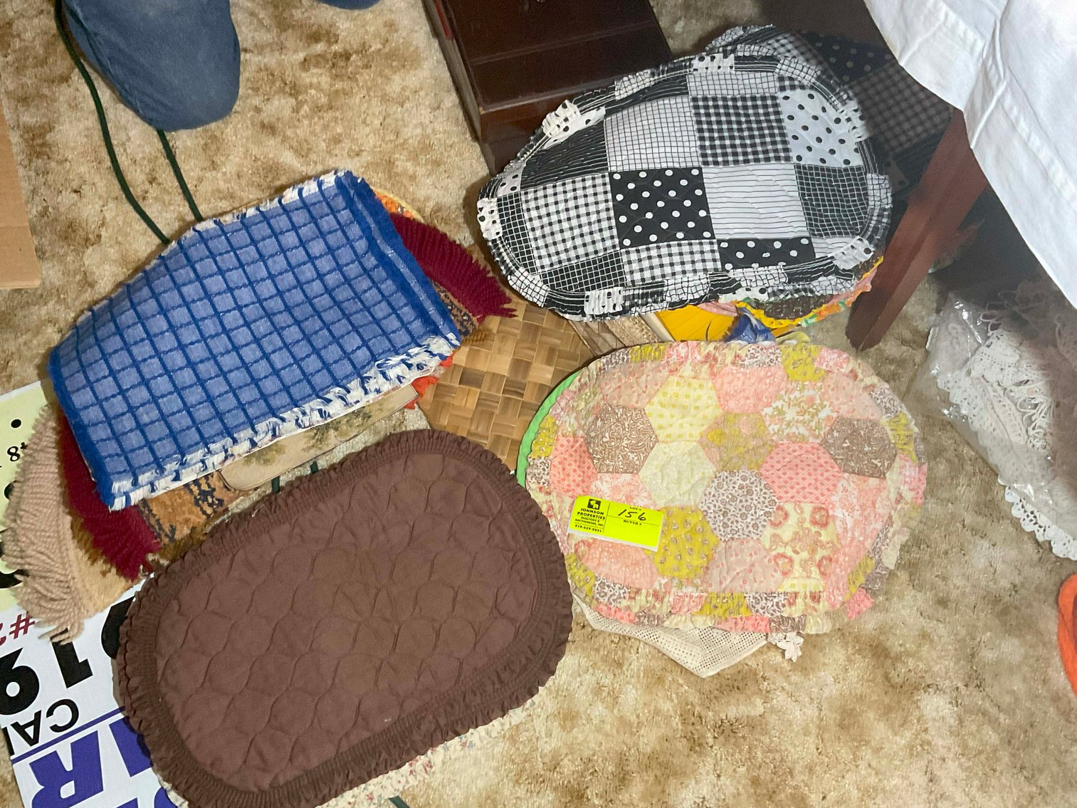 Image for Huge Collection of Furniture, Glassware and lots more Selling Absolute in this Online Only Auction Event!