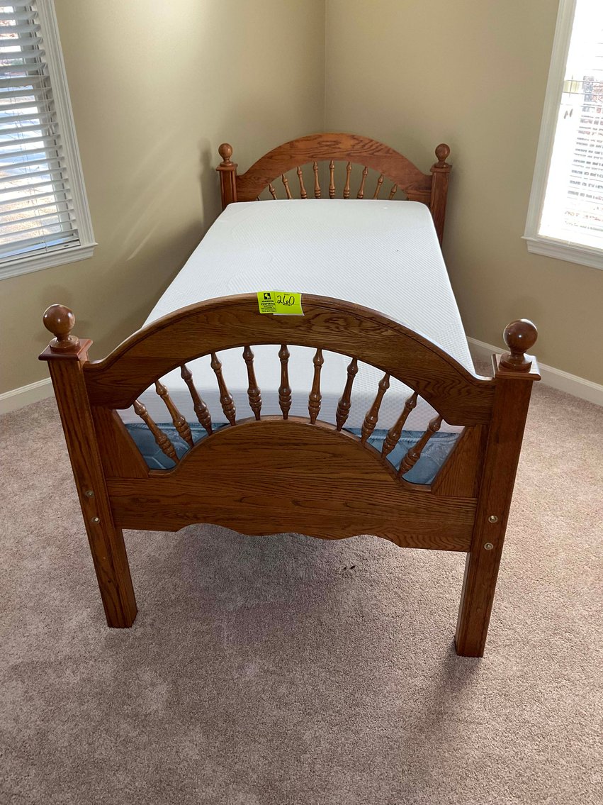 Image for Online Only Personal Property Auction in Clinton!