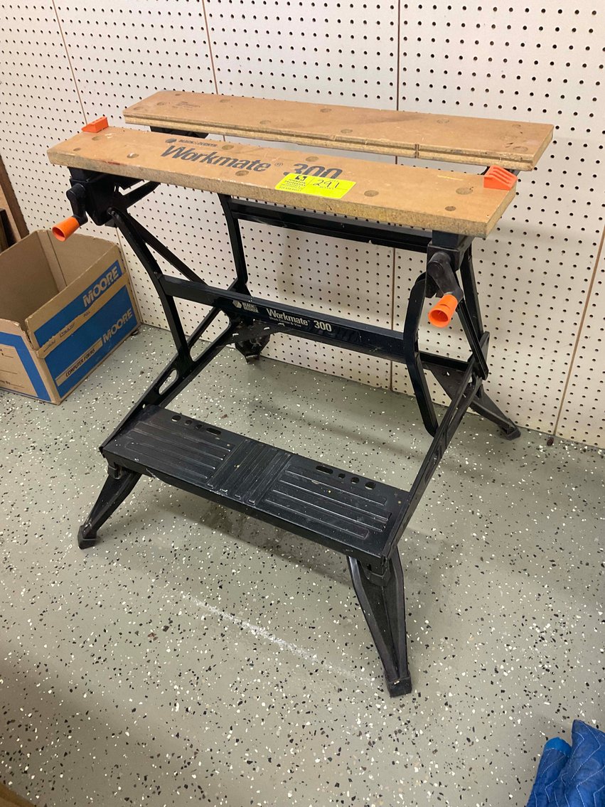 Image for Online Only Personal Property Auction in Clinton!