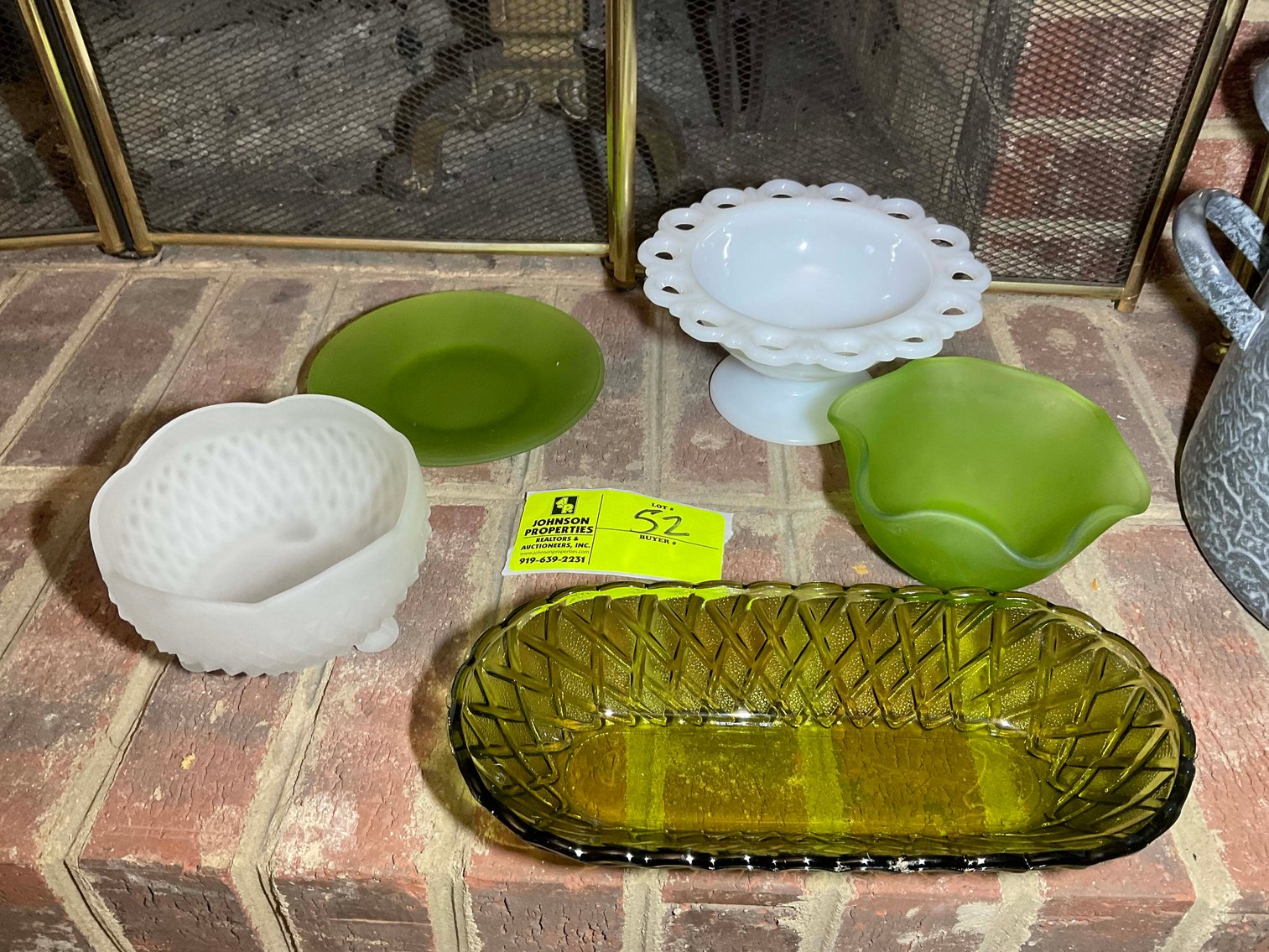 Image for Round 3 of the Huge Collection of Glassware and lots more Selling Absolute in this Online Only Auction Event!