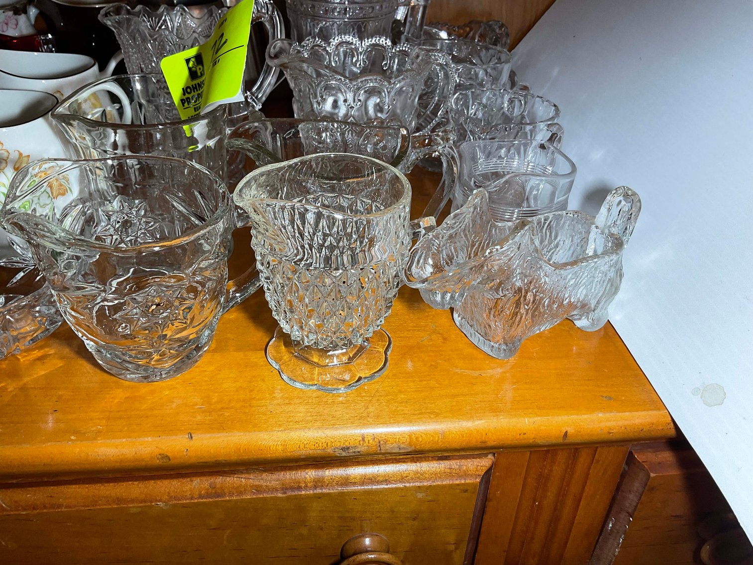 Image for Round 3 of the Huge Collection of Glassware and lots more Selling Absolute in this Online Only Auction Event!