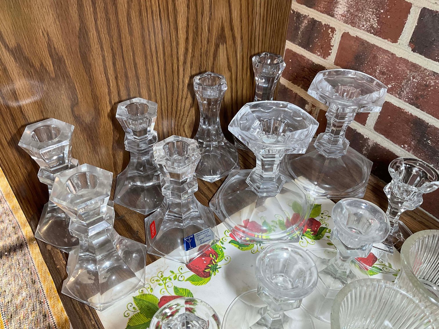 Image for Round 3 of the Huge Collection of Glassware and lots more Selling Absolute in this Online Only Auction Event!