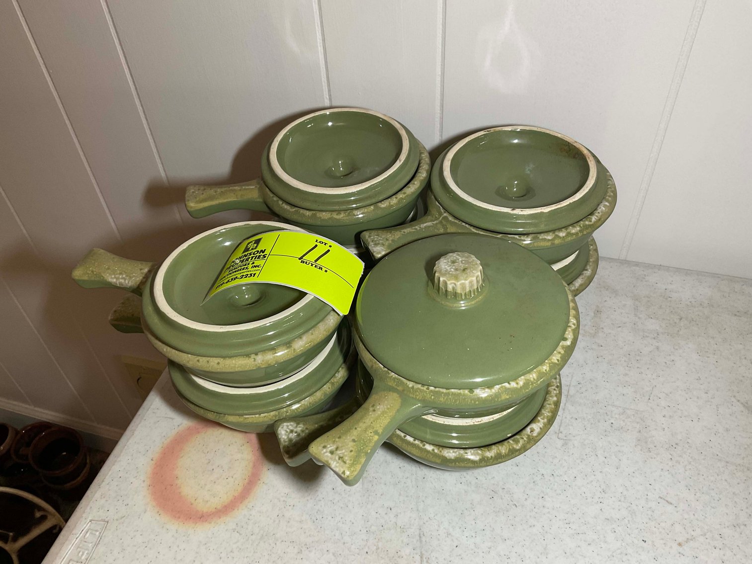 Image for Round 4 of the Huge Collection of Glassware and lots more Selling Absolute in this Online Only Auction Event!