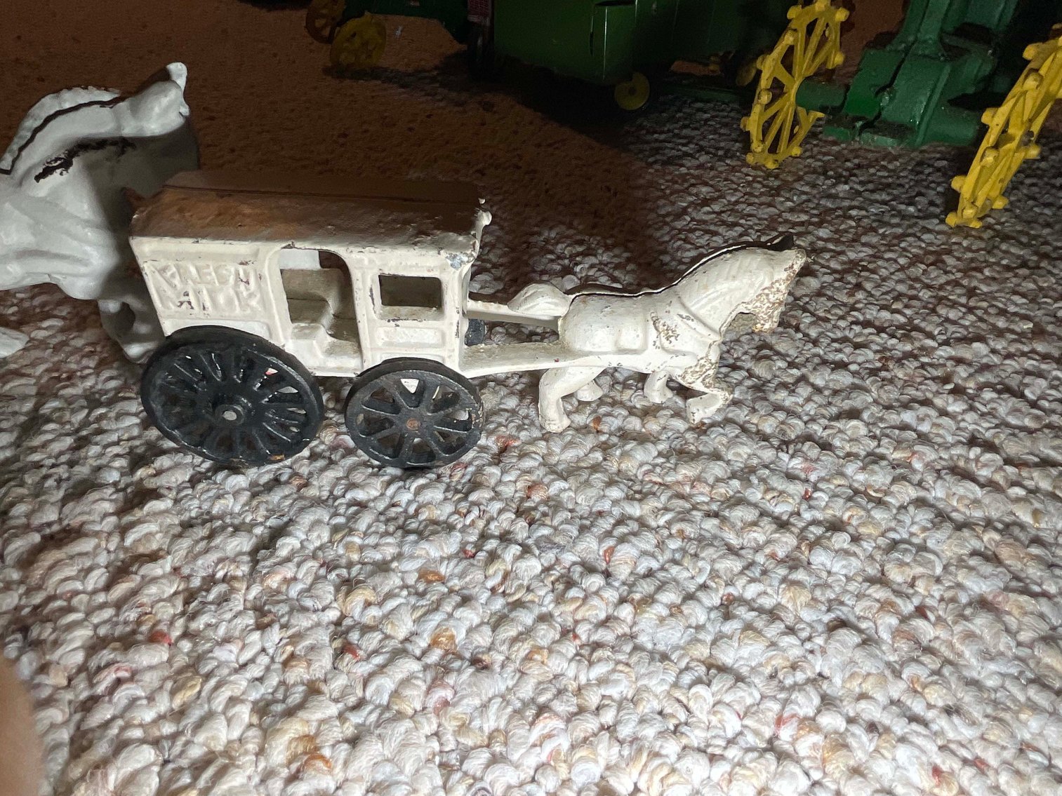 Image for Round 4 of the Huge Collection of Glassware and lots more Selling Absolute in this Online Only Auction Event!