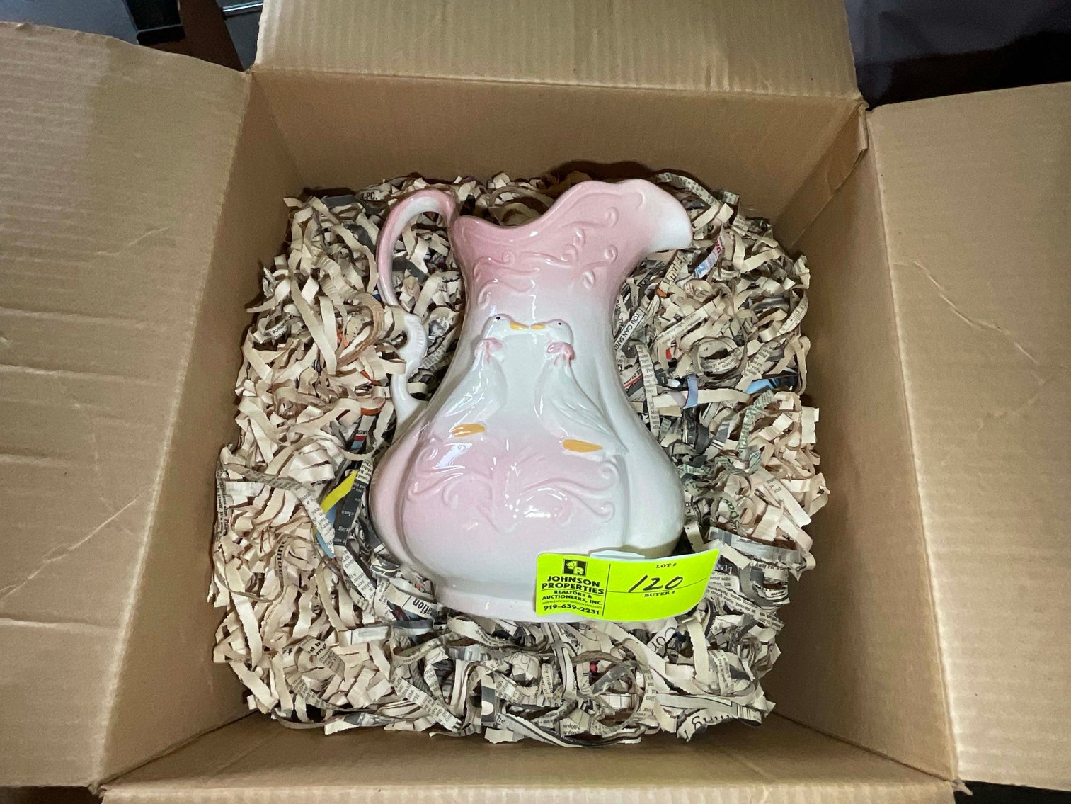 Image for Round 4 of the Huge Collection of Glassware and lots more Selling Absolute in this Online Only Auction Event!