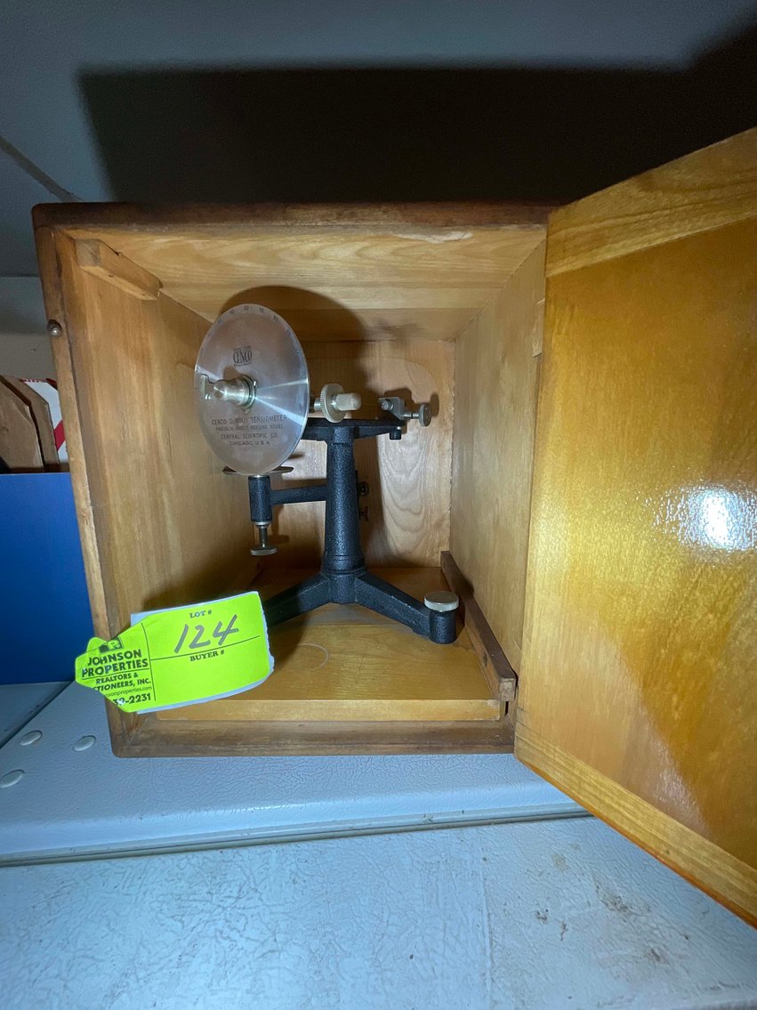 Image for Round 4 of the Huge Collection of Glassware and lots more Selling Absolute in this Online Only Auction Event!