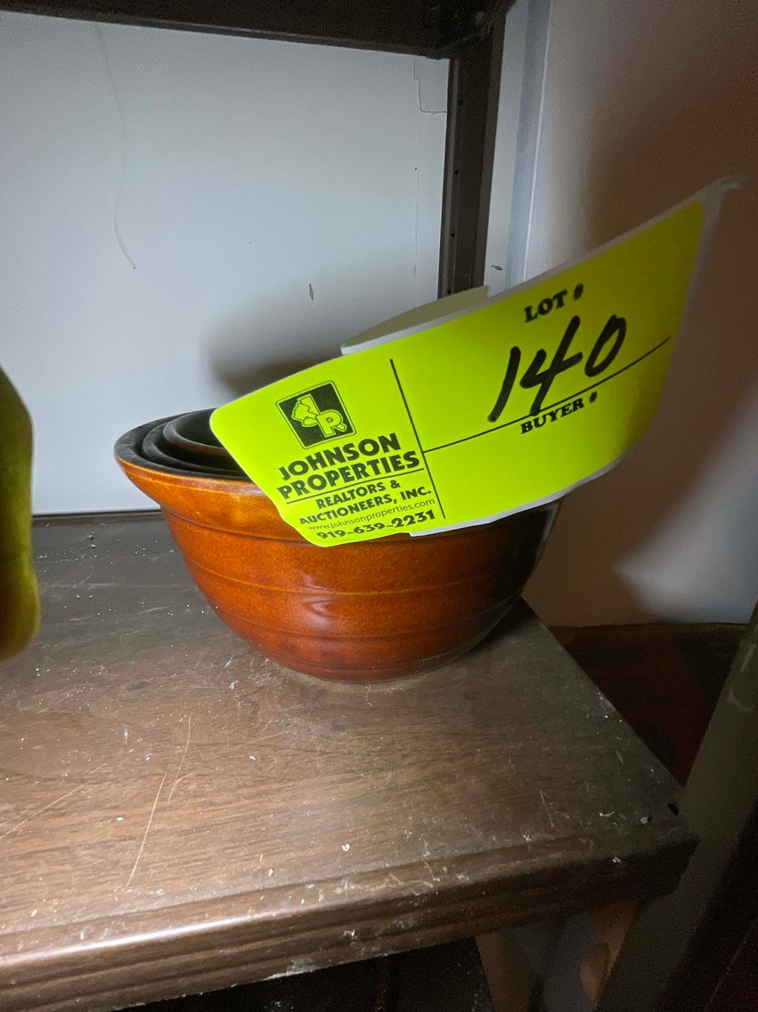 Image for Round 4 of the Huge Collection of Glassware and lots more Selling Absolute in this Online Only Auction Event!