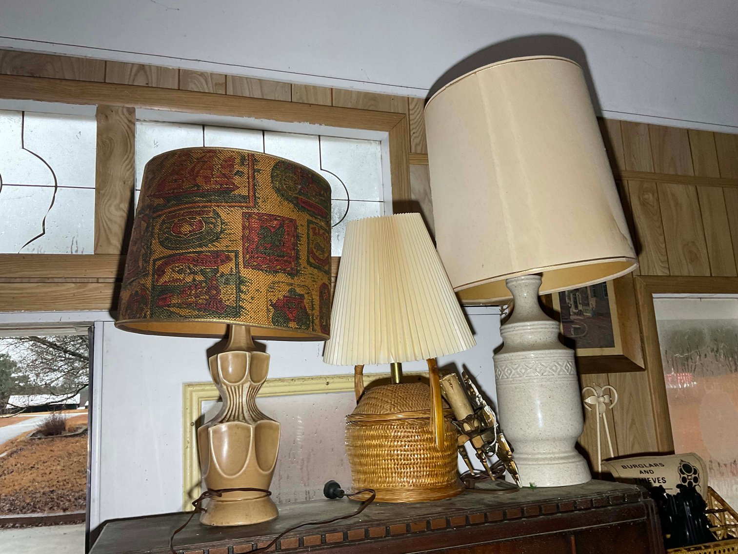 Image for Round 5 of the Huge Collection of Glassware and lots more Selling Absolute in this LIVE Only Auction Event!