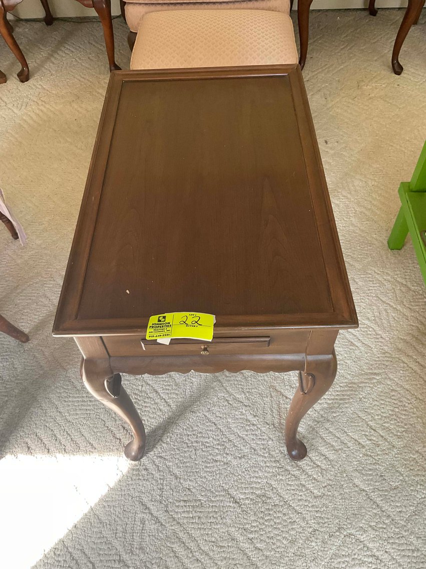 Image for Huge Online Only Auction for the Leo and Joyce Burkett Estate (deceased) with Lots of Doll Houses and Doll House items!