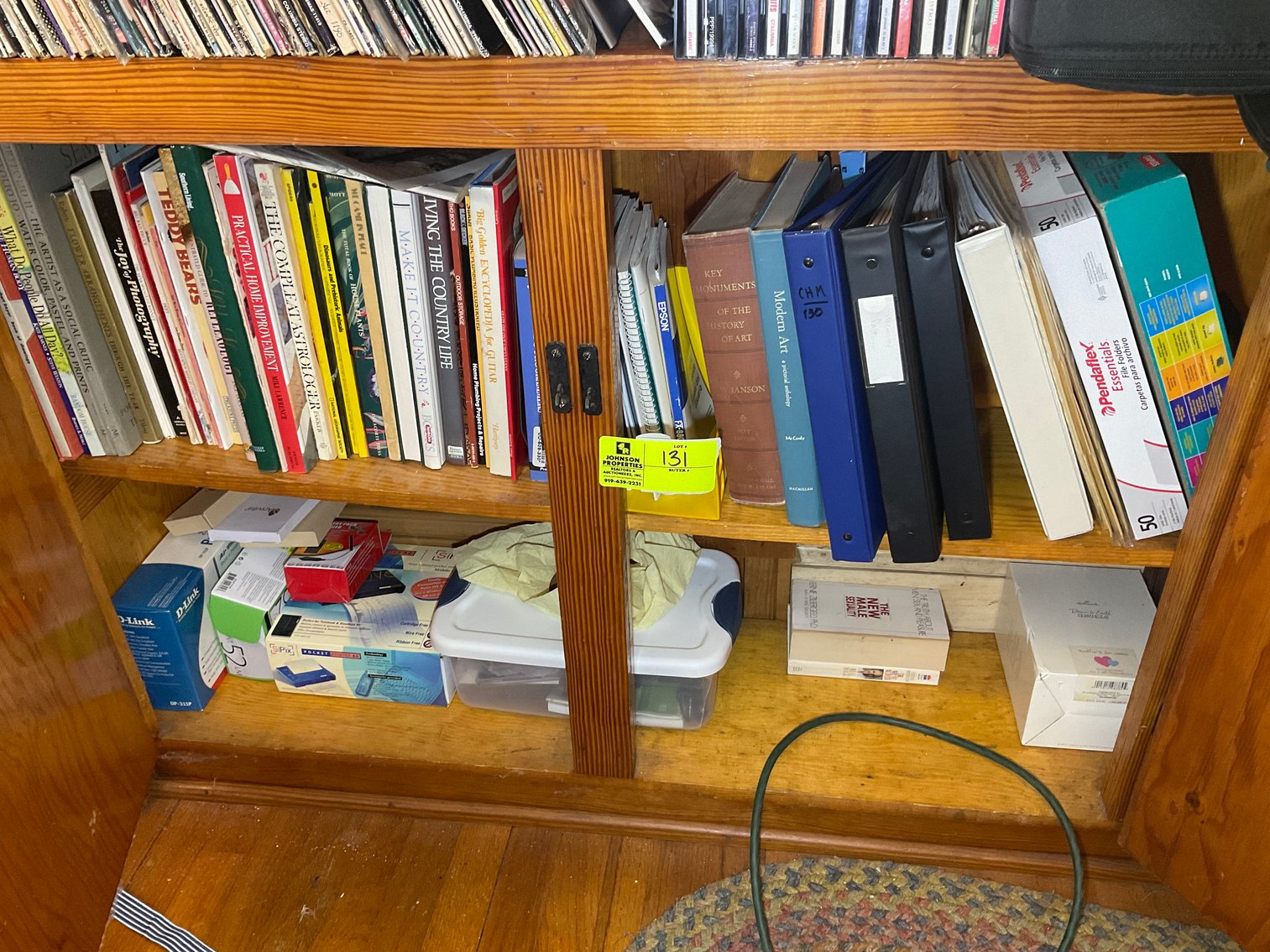 Image for Huge Online Only Auction for the Leo and Joyce Burkett Estate (deceased) with Lots of Doll Houses and Doll House items!