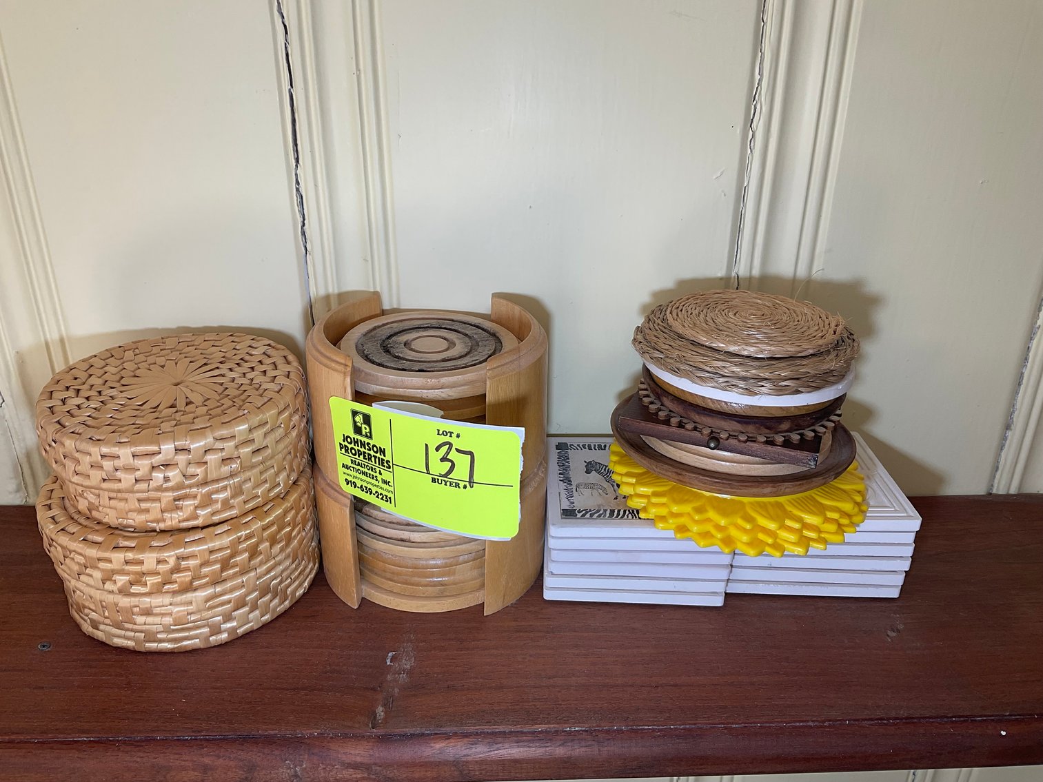 Image for Huge Online Only Auction for the Leo and Joyce Burkett Estate (deceased) with Lots of Doll Houses and Doll House items!