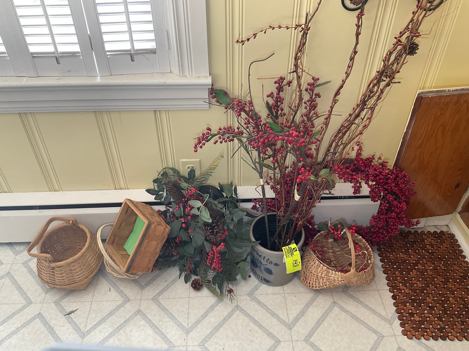 Image for Huge Online Only Auction for the Leo and Joyce Burkett Estate (deceased) with Lots of Doll Houses and Doll House items!