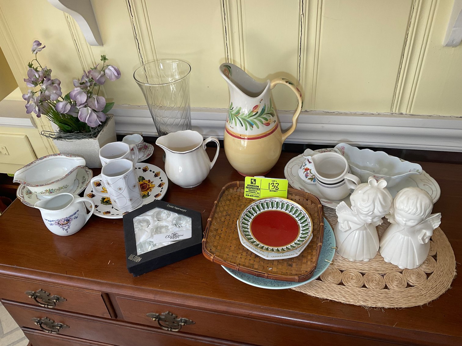 Image for Huge Online Only Auction for the Leo and Joyce Burkett Estate (deceased) with Lots of Doll Houses and Doll House items!