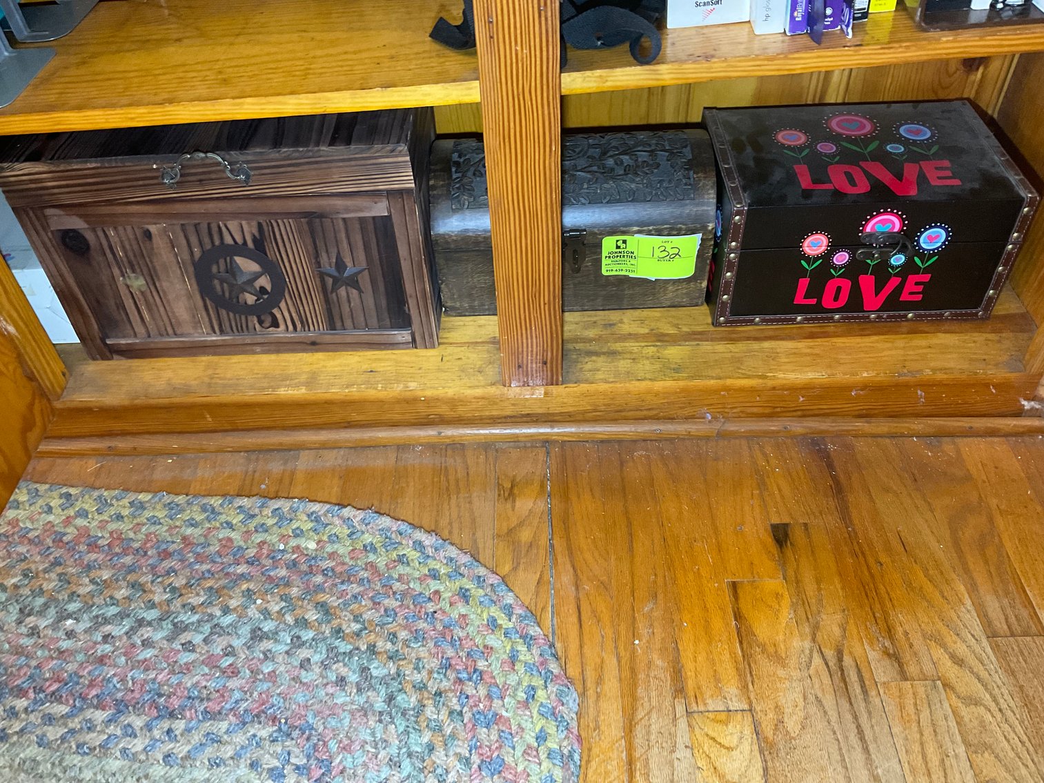 Image for Huge Online Only Auction for the Leo and Joyce Burkett Estate (deceased) with Lots of Doll Houses and Doll House items!