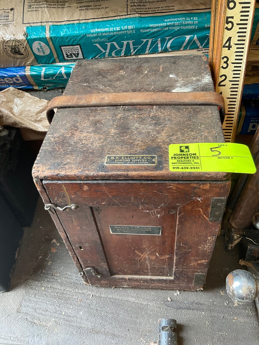 Image for Local Online Only Estate Auction (deceased) in Fuquay (Name withheld at the family's request)