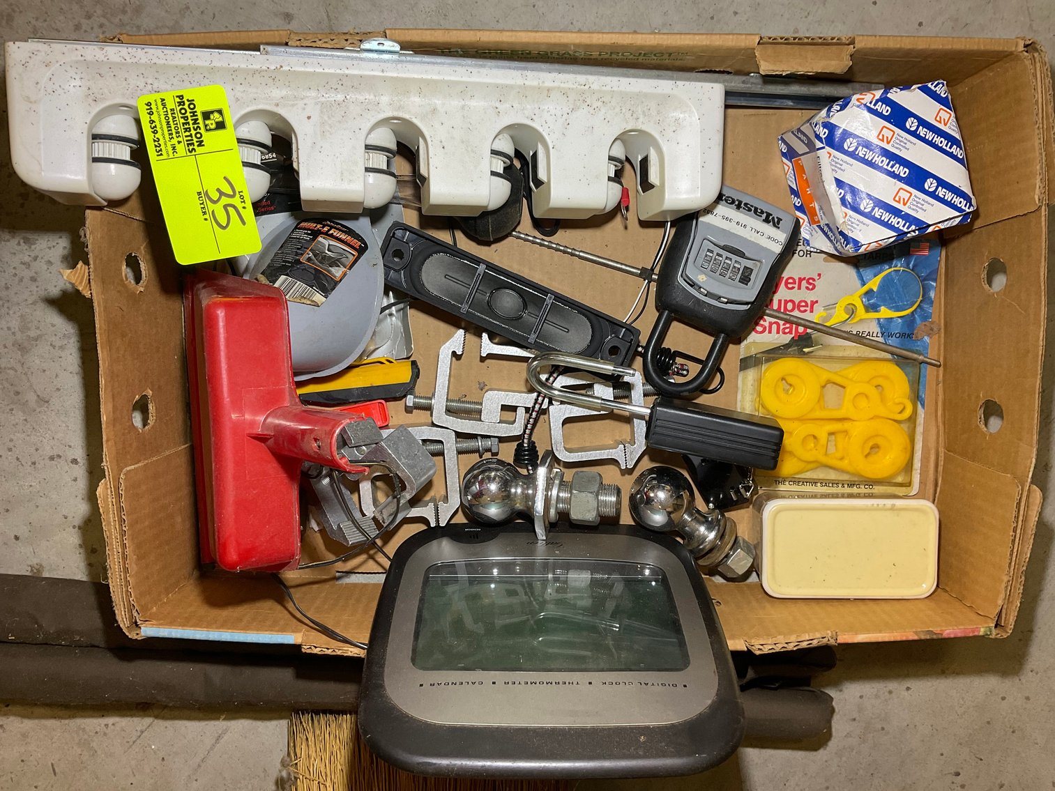 Image for Local Online Only Estate Auction (deceased) in Fuquay (Name withheld at the family's request)