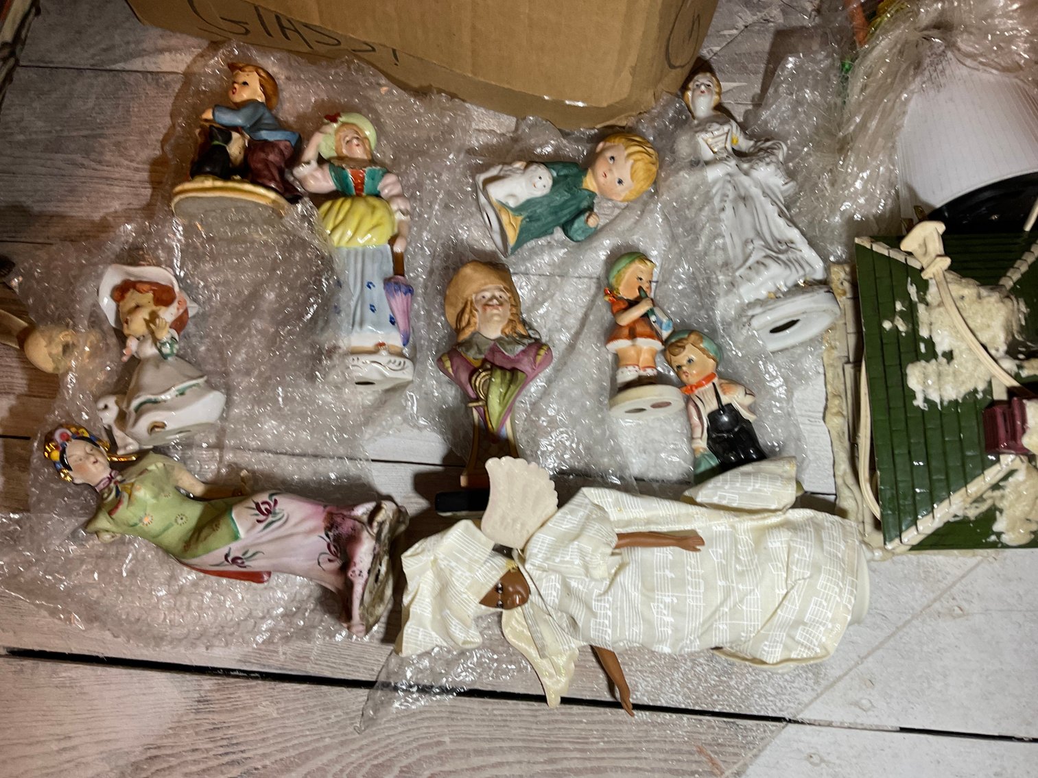 Image for Online Only Personal Property Auction in Downtown Smithfield