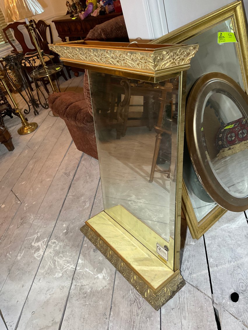 Image for Online Only Personal Property Auction in Downtown Smithfield