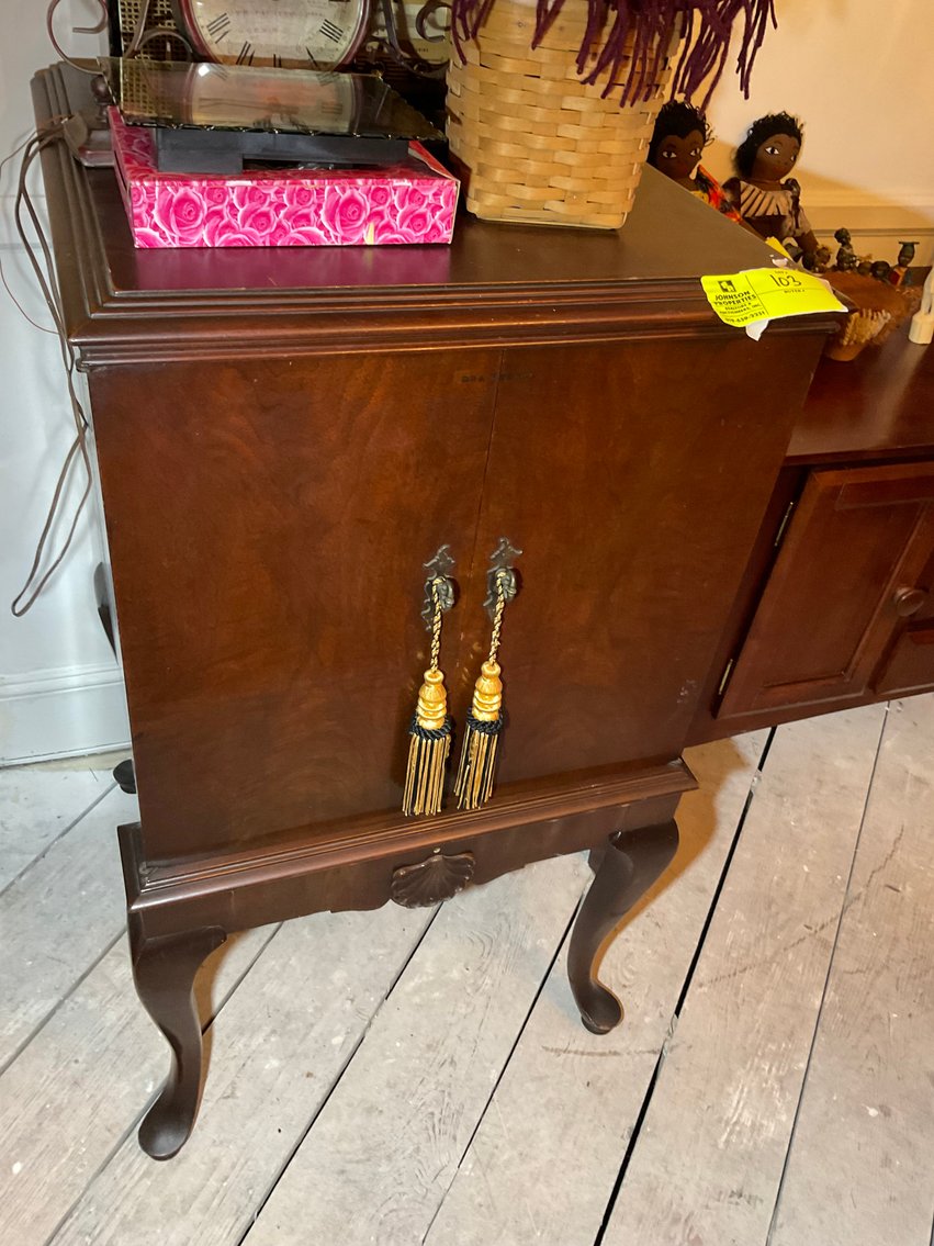 Image for Online Only Personal Property Auction in Downtown Smithfield