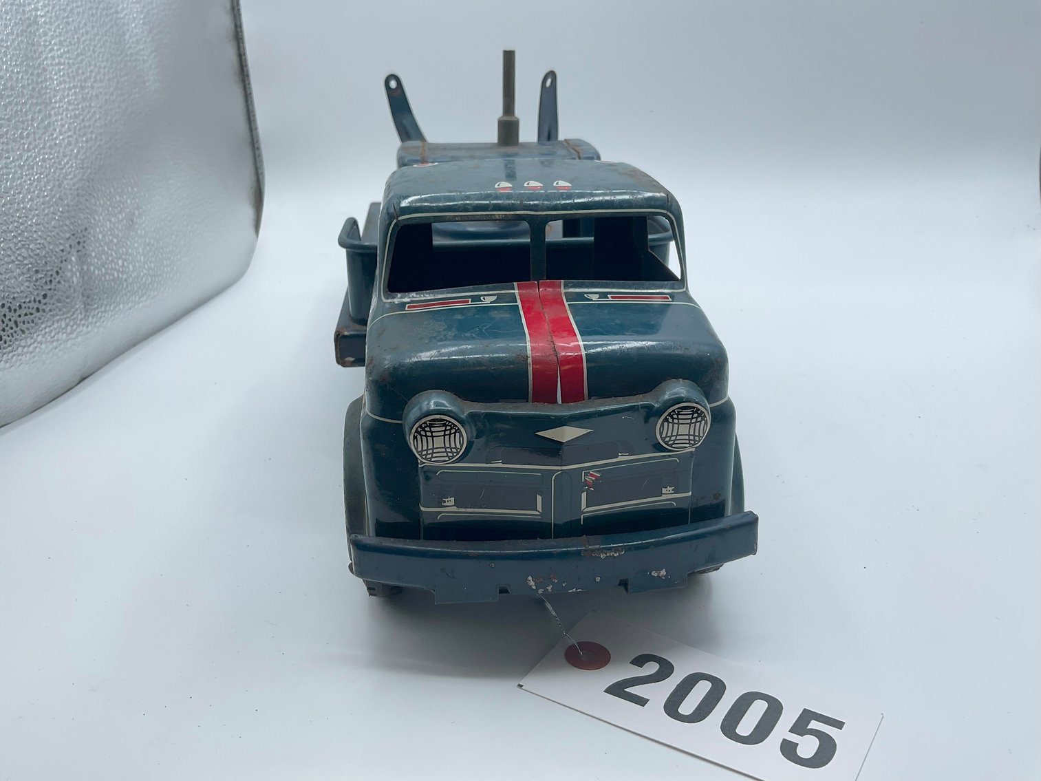 Image for Vintage Tin and Metal Toys and Handmade Knives Online Only Auction