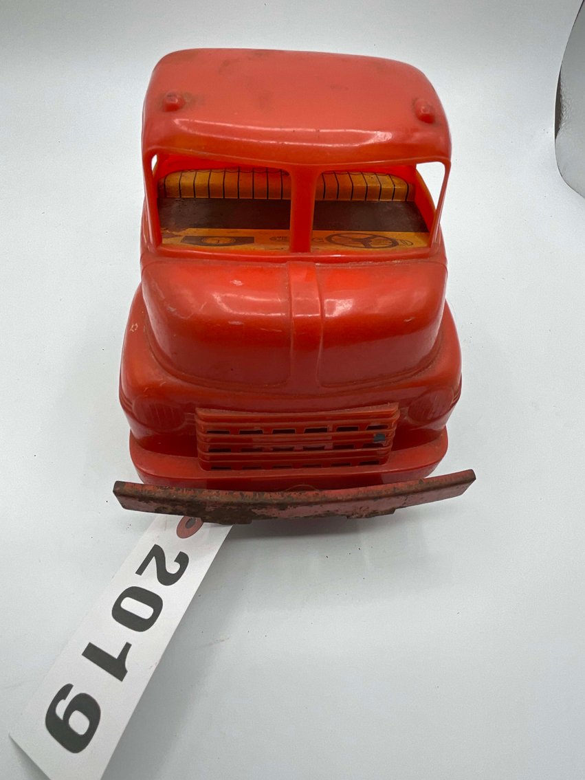 Image for Vintage Tin and Metal Toys and Handmade Knives Online Only Auction