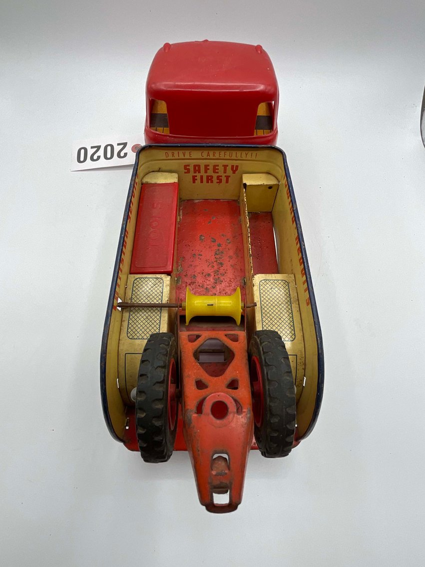 Image for Vintage Tin and Metal Toys and Handmade Knives Online Only Auction