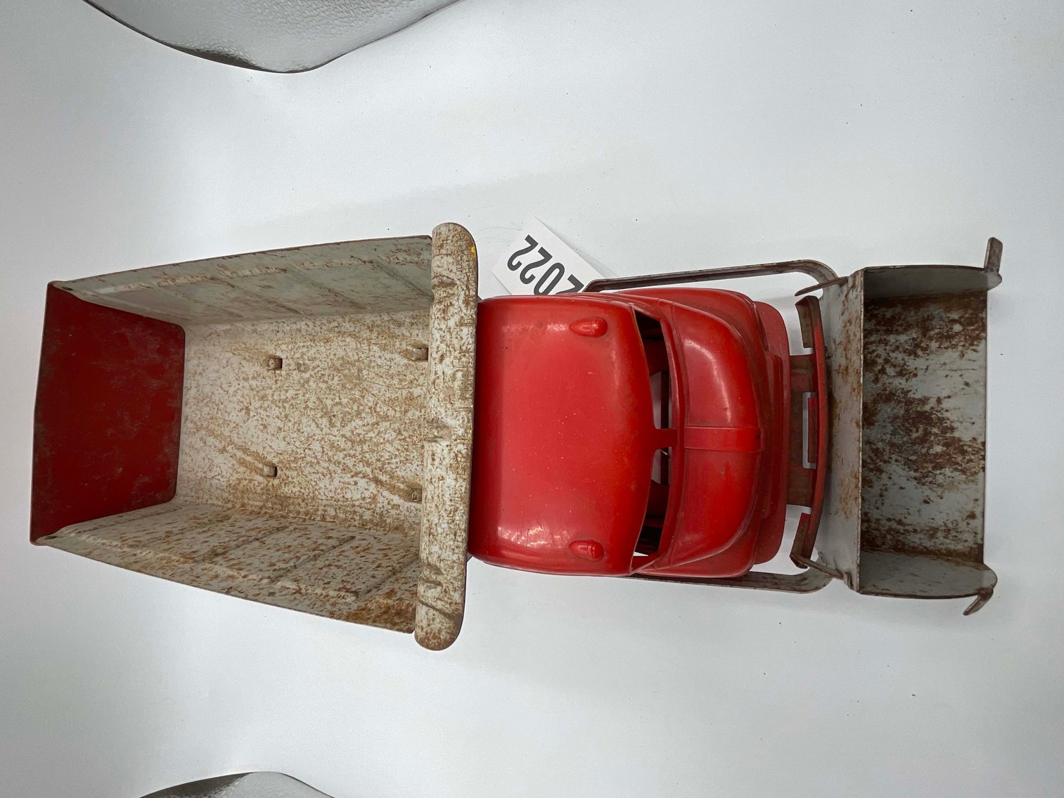 Image for Vintage Tin and Metal Toys and Handmade Knives Online Only Auction