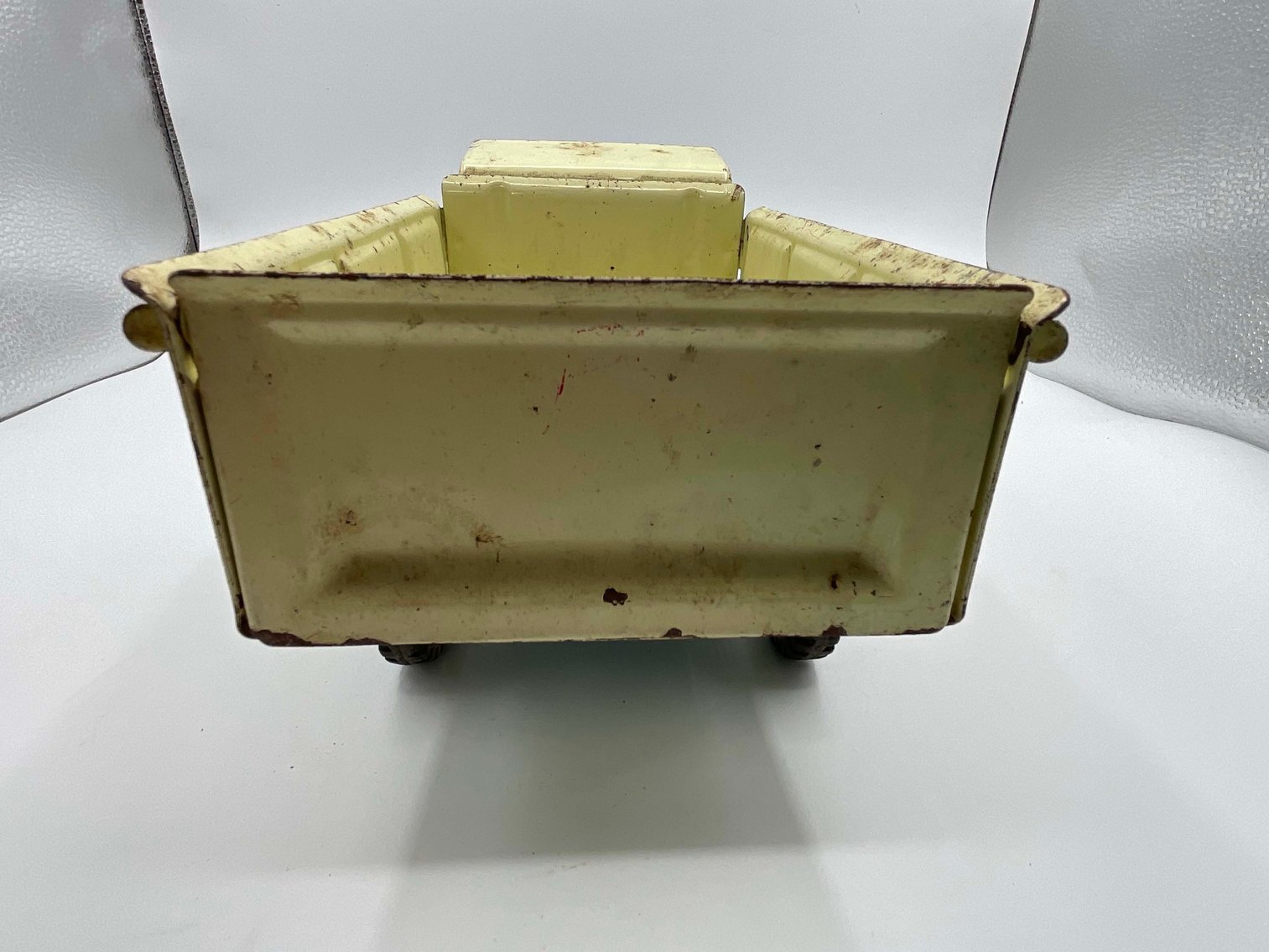 Image for Vintage Tin and Metal Toys and Handmade Knives Online Only Auction