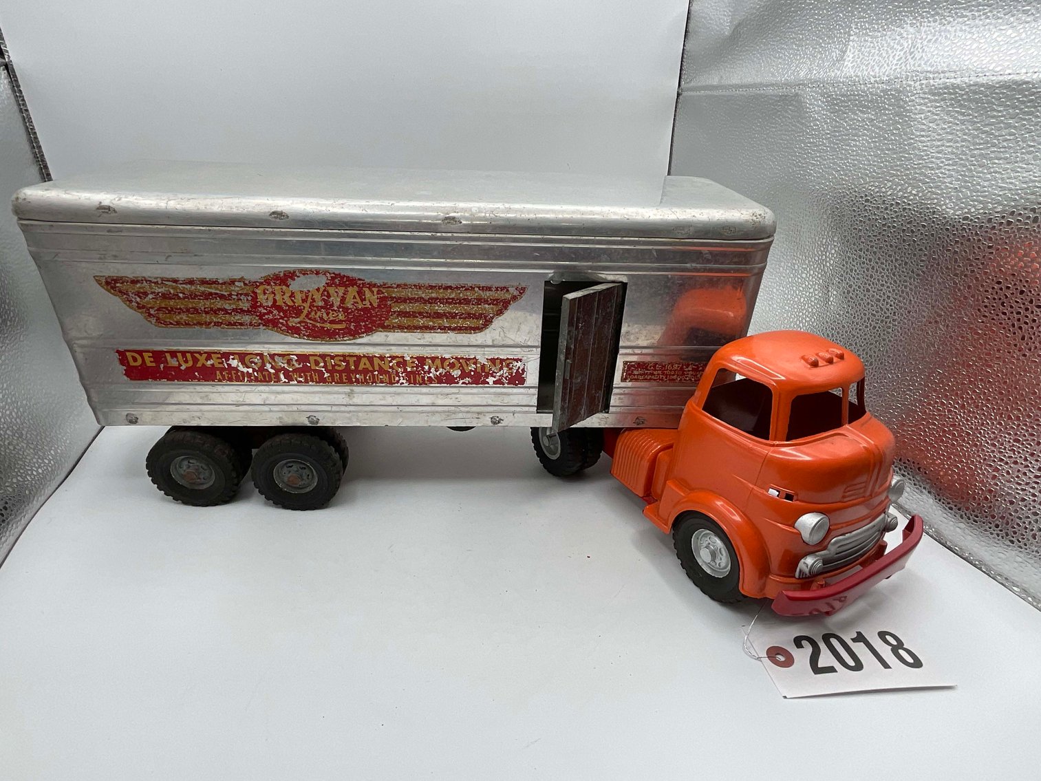 Image for Vintage Tin and Metal Toys and Handmade Knives Online Only Auction